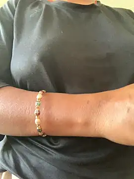 missmisha01 online show from 04/13/26, 02:06