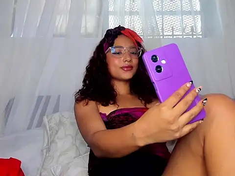 Snapshot of _natzury_ chatting on 03/02/26, 02:57 natzury online show from 03/02/26, 02:57