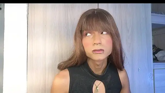 tiffanyy 777 online show from 03/15/26, 04:18