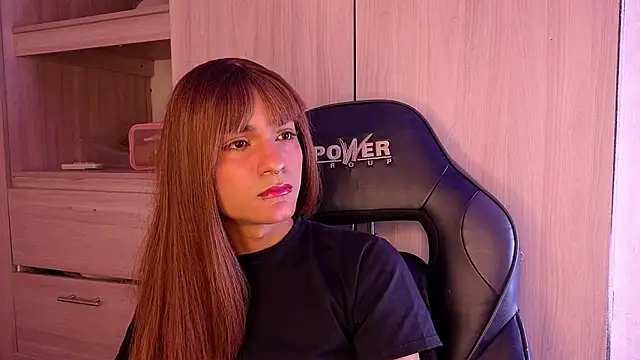 tiffanyy 777 online show from 05/14/26, 04:30