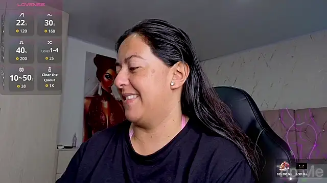 Snapshot of evelyn_harpeery chatting on 02/20/26, 10:49 evelyn harpeery online show from 02/20/26, 10:49