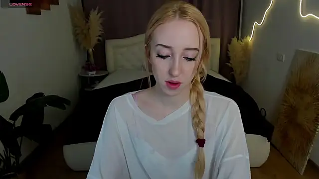 anora baby online show from 02/06/26, 07:39