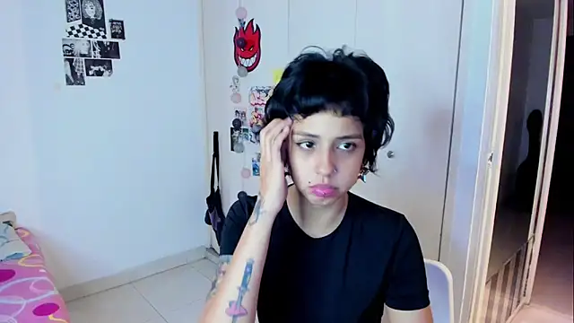 Snapshot of harakitty_ chatting on 03/13/26, 01:34 harakitty online show from 03/13/26, 01:34