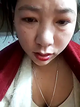 Snapshot of giang0055 chatting on 01/07/26, 01:52 giang0055 online show from 01/07/26, 01:52