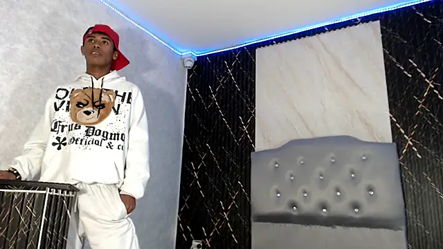 Yoim Williams online show from 01/08/26, 01:19