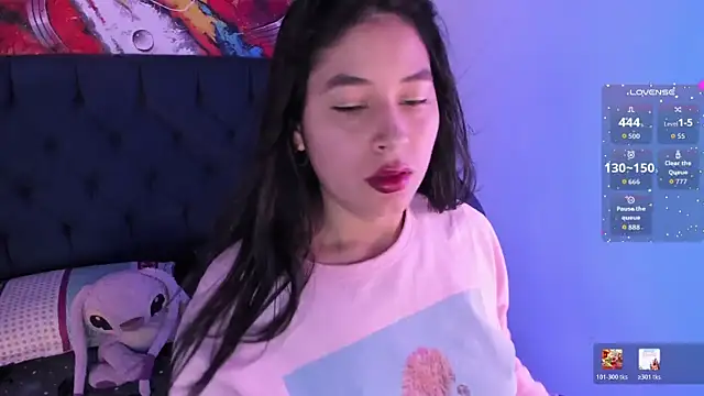 Violet Blazee online show from 12/19/25, 10:22