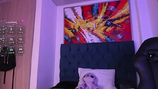 Violet Blazee online show from 01/09/26, 10:40