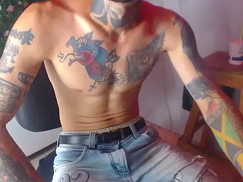 Snapshot of Boy_tatto77 chatting on 05/17/26, 08:38 Boy tatto77 online show from 05/17/26, 08:38
