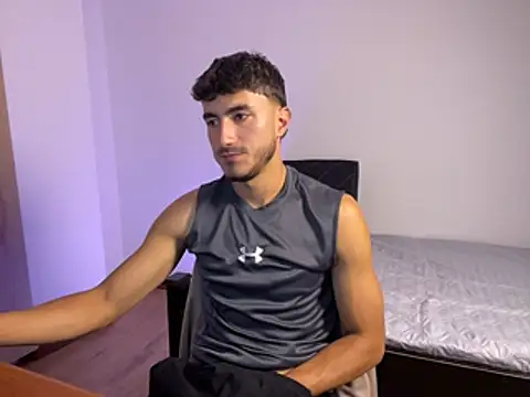 Snapshot of LIAM_COLT chatting on 02/06/26, 09:40 LIAM COLT online show from 02/06/26, 09:40