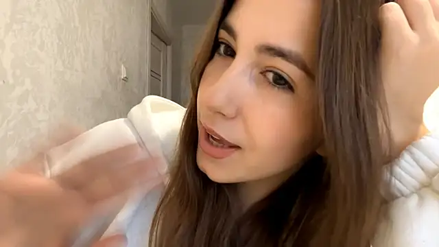 DeannaSuri online show from 12/21/25, 12:01