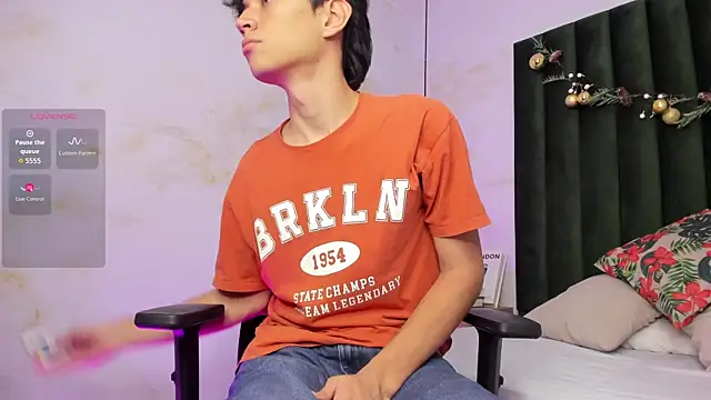 Aron valverde online show from 12/18/25, 02:28