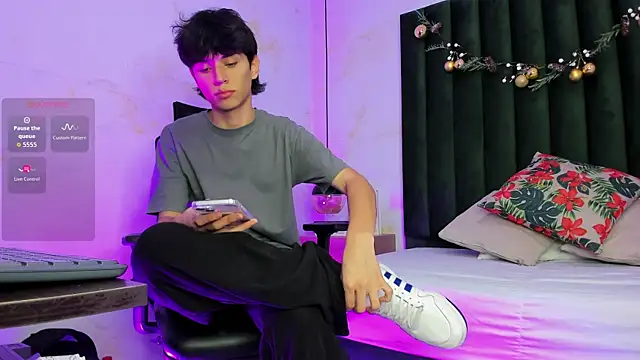 Aron valverde online show from 01/09/26, 02:03