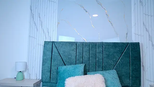 sophieedear online show from 03/12/26, 10:49