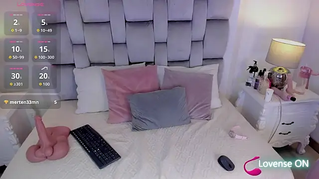 amber  ferrera online show from 04/11/26, 07:51