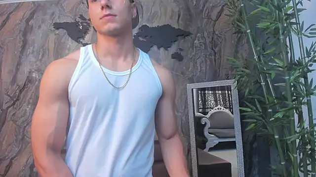 Snapshot of Noah_Clarkk chatting on 02/17/26, 11:44 Noah Clarkk online show from 02/17/26, 11:44