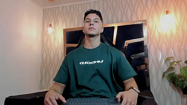 Noah Clarkk online show from 03/27/26, 05:45