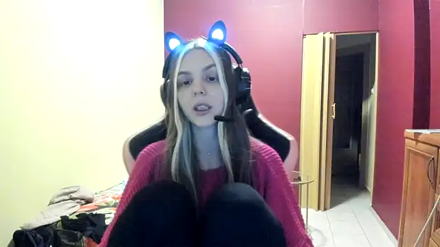 LunaAngell online show from 01/11/26, 08:47