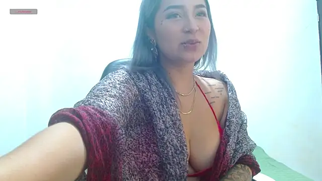 saoryxnsake18 online show from 01/08/26, 02:47