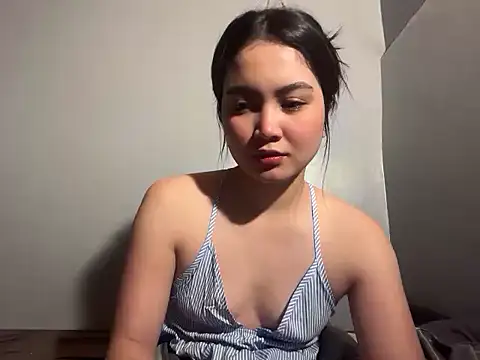 Nanalicious 69 online show from 04/25/26, 09:01