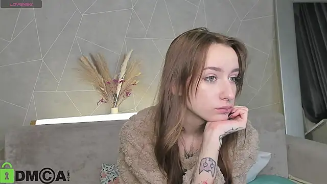 Snapshot of Hi__Karuuu chatting on 01/15/26, 01:10 Hi Karuuu online show from 01/15/26, 01:10