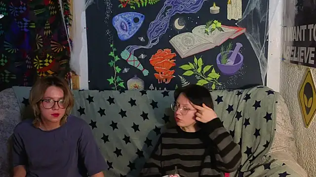 Snapshot of Ntmuforever chatting on 12/20/25, 10:50 Ntmuforever online show from 12/20/25, 10:50