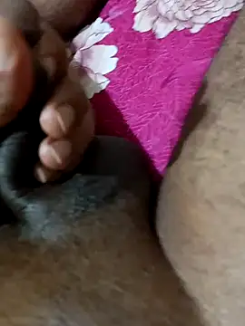 Snapshot of play_bunny19 chatting on 02/19/26, 07:10 play bunny19 online show from 02/19/26, 07:10