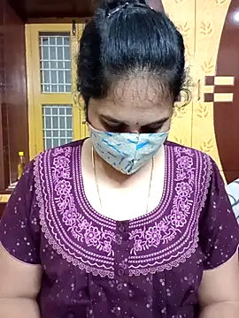 maduri   online show from 12/18/25, 02:34