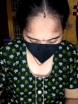 maduri   online show from 03/25/26, 05:30