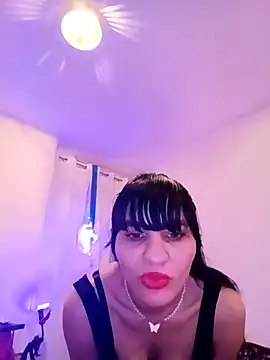 Snapshot of Nereya1 chatting on 03/16/26, 06:56 Nereya1 online show from 03/16/26, 06:56