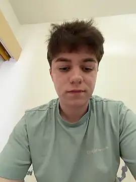 jaaydenx17 online show from 04/27/26, 11:52