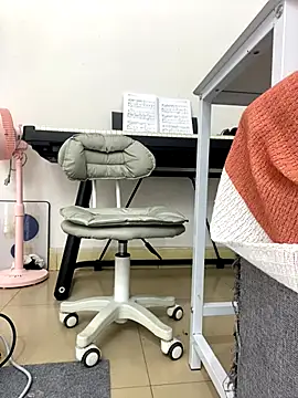 Kiss love520 online show from 12/21/25, 06:53