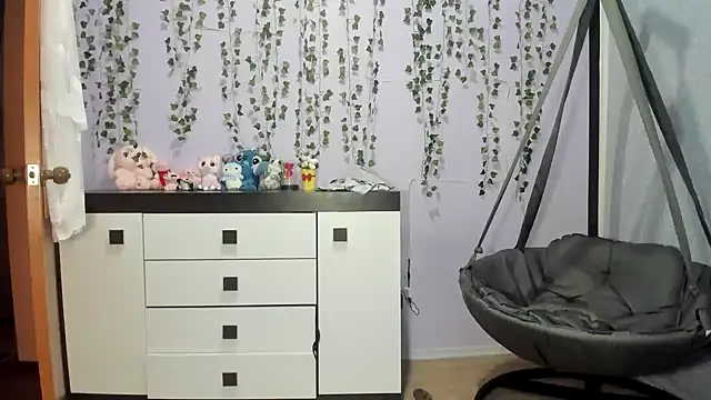 Snapshot of Yoonhee_ki chatting on 02/24/26, 02:48 Yoonhee ki online show from 02/24/26, 02:48