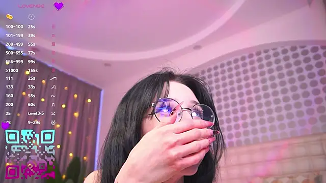 DeliaLoma online show from 02/08/26, 05:55