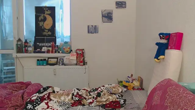 Snapshot of MaryJane_x_Peter chatting on 02/05/26, 12:21 MaryJane x Peter online show from 02/05/26, 12:21