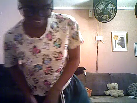 QUEENSasha27 online show from 01/11/26, 09:47