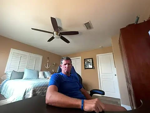 lvnlarge online show from 02/25/26, 04:05