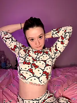 LilyLuck  online show from 12/22/25, 12:29