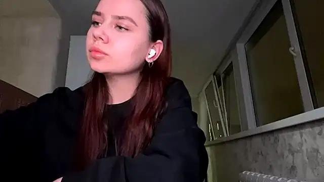 MiloyNoir online show from 01/10/26, 05:48