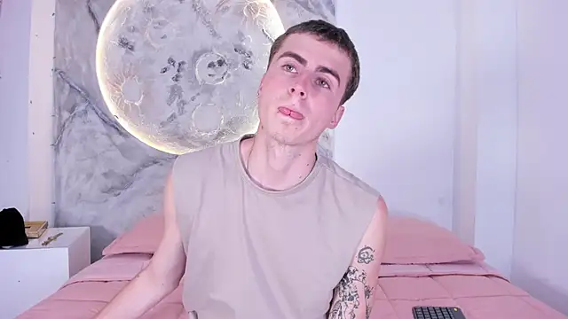 SpaceBoy1 online show from 02/27/26, 08:53