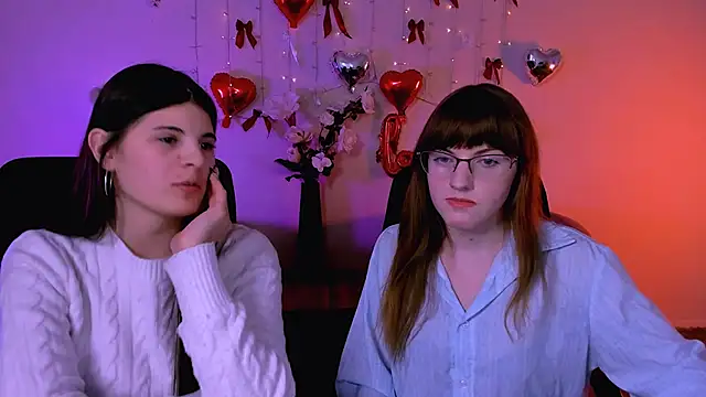 lizzie boom  online show from 02/13/26, 08:05