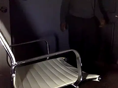 Cantgetenough0069 online show from 12/21/25, 11:34