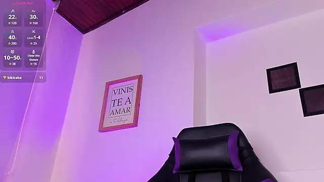  noa smithh  online show from 12/19/25, 08:16