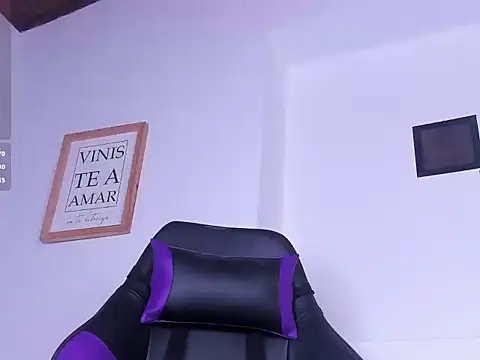  noa smithh  online show from 12/21/25, 11:06