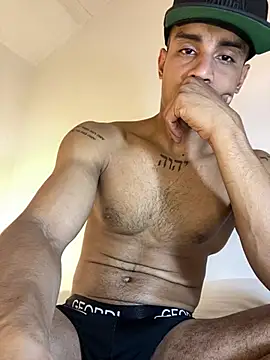 Maicol xxxx online show from 01/11/26, 06:07