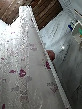 Snapshot of luis8558 chatting on 03/27/26, 10:48 luis8558 online show from 03/27/26, 10:48