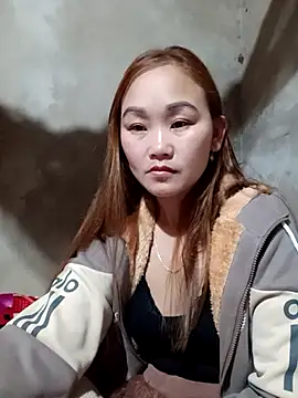 Snapshot of yula-bi chatting on 01/13/26, 10:04 yula-bi online show from 01/13/26, 10:04