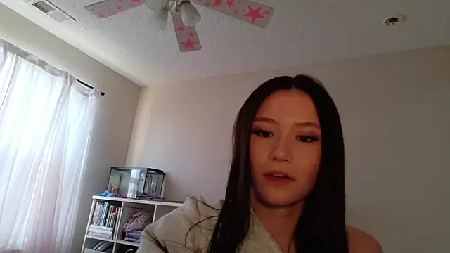 luvvivii online show from 03/13/26, 12:28