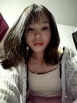 Snapshot of thobaby99 chatting on 12/21/25, 11:34 thobaby99 online show from 12/21/25, 11:34