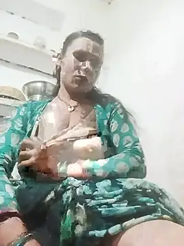Snapshot of Cuty_priti chatting on 07/02/26, 04:35 Cuty priti online show from 07/02/26, 04:35