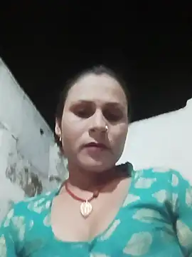 Snapshot of Cuty_priti chatting on 07/04/26, 04:57 Cuty priti online show from 07/04/26, 04:57
